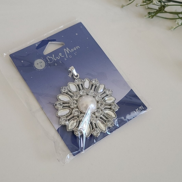 Pendant - Picture 7 of 7